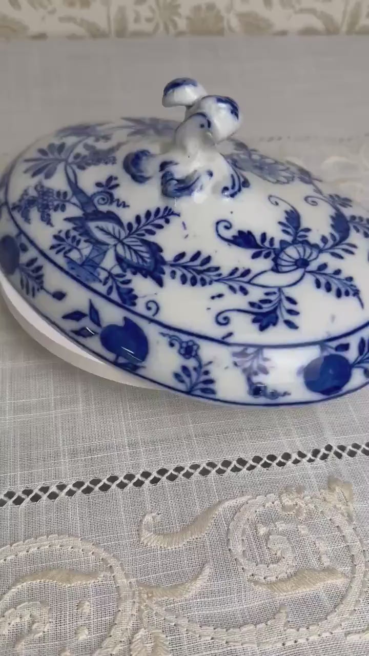 Antique Meissen Blue Onion Tureen Lid: German Porcelain Replacement Part